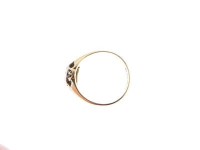Lot 9 - George V 18ct gold five stone diamond ring
