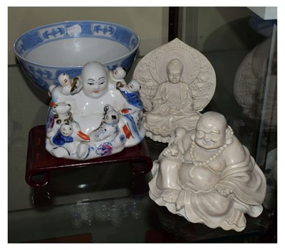 Lot 577 - Two Buddhas, bowl etc