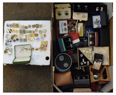 Lot 79 - Box assorted cufflinks