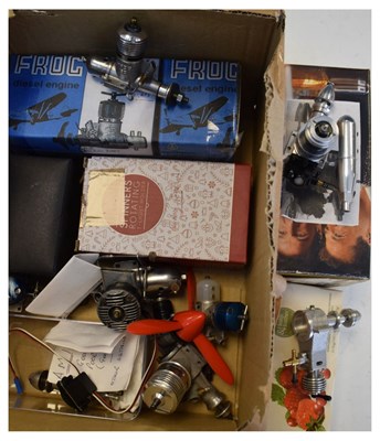 Lot 349 - Quantity of model aircraft engines