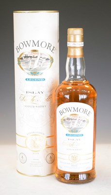 Lot 511 - Bottle of Bowmore Legend Islay single malt whisky