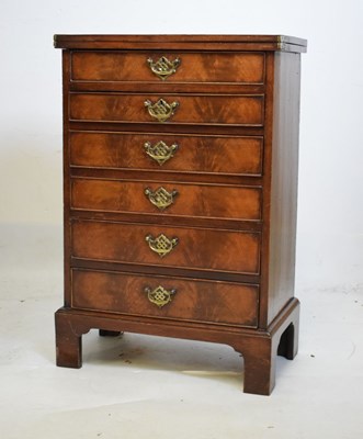 Lot 705 - Diminutive chest of drawers
