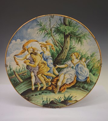 Lot 478 - Early 20th Century Italian maiolica charger