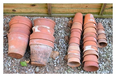 Lot 814 - Quantity of terracotta pots