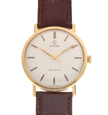 Lot 107 - Omega - Gentleman's 9ct gold Geneve wristwatch