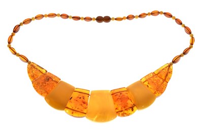 Lot 78 - Baltic amber necklace, 27g gross approx