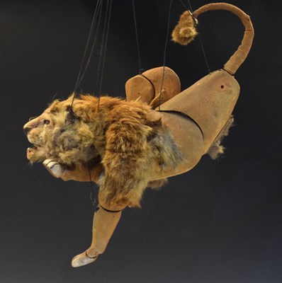 Lot 365 - Late 19th / early 20th Century string puppet - Lion