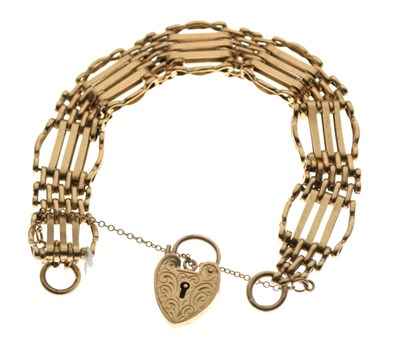 Lot 55 - 9ct gold gate link bracelet with heart shaped padlock, 23.3g gross approx