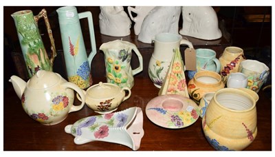 Lot 631 - Quantity of Radford pottery